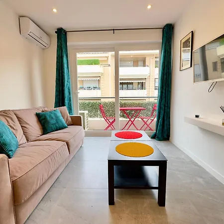 Le Versailles Scls - Wifi, Clim, Rue D'antibes דירה